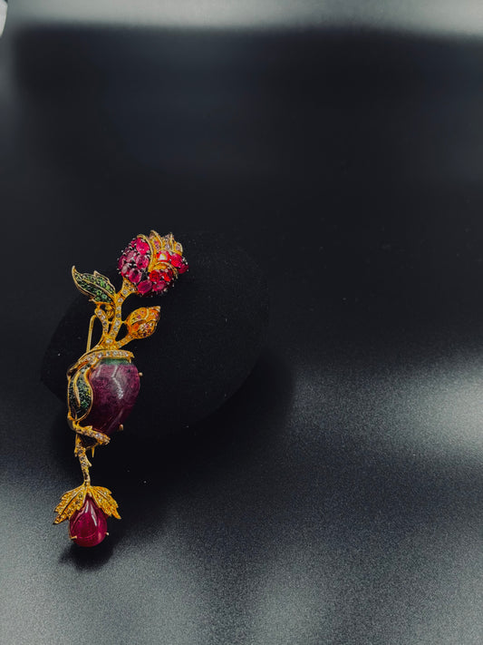 ROSETTE BROOCH & PENDANT